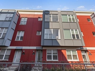26 S Aberdeen St UNIT 2, Chicago, IL, 60607