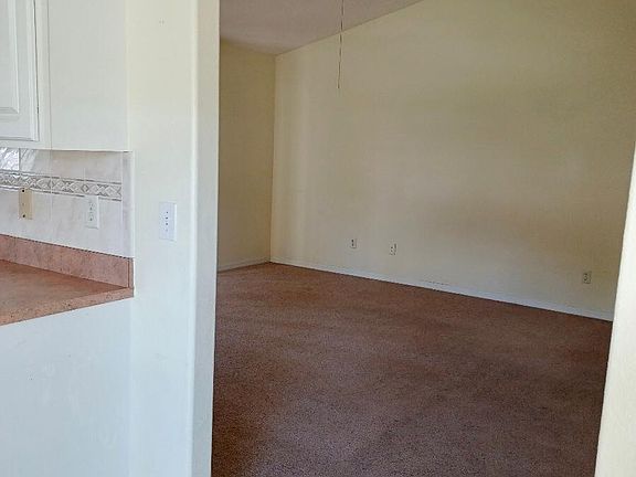 3rd image of 9 Wellhaven Ln #A