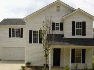 628 Cliffs Inn Cres, Charlotte, NC 28214