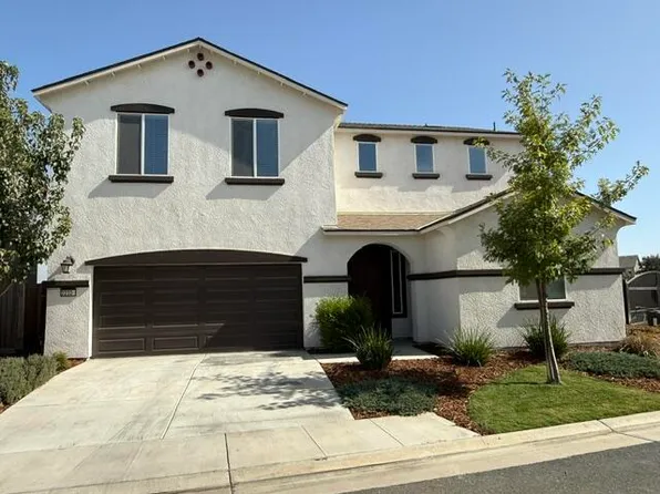 2232 S Crumal Street, Visalia, CA 93292