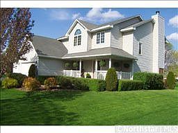 2nd image of 1408 W Oakes Dr