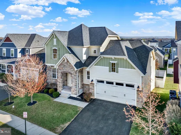 2006 Benton Way, Frederick, MD 21702
