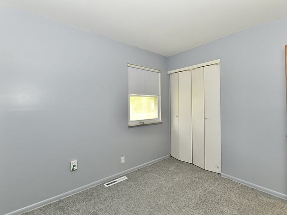 4th image of 1132 N Gibson Ave
