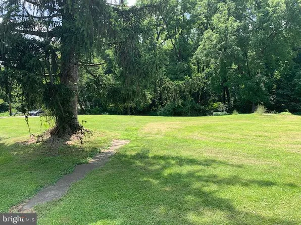 3 Woodland Ave, Coatesville, PA 19320