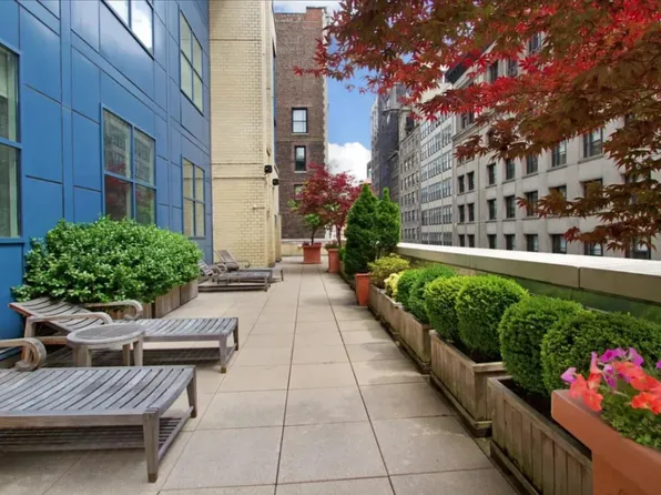 425 5th Avenue image 8 of 8