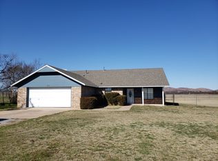203 NW Oak Ave, Cache, OK 73527