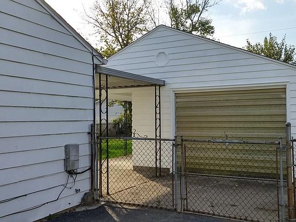 4th image of 854 Donora Dr