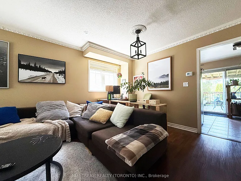1081 Blueheron Blvd — Photo 6