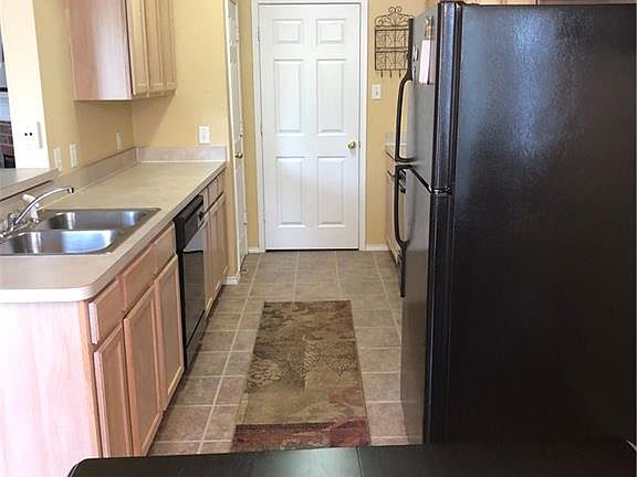 3rd image of 9129 Riverfalls Dr