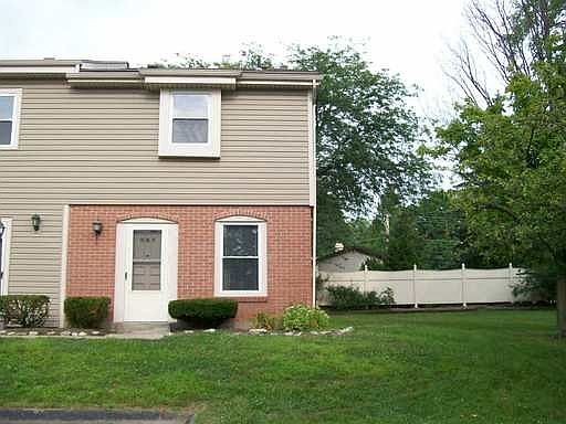 2nd image of 310 Windsor Park Dr