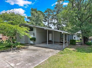 905 Bucknell Rd, Fayetteville, NC 28311