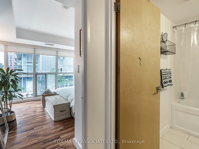 1005 King St W #207 — Photo 18