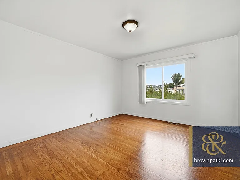 320 Bridgeview Dr — Photo 15