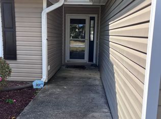 209 Putnam Dr, Wilmington, NC 28411