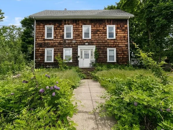 204 Elliott St, Danvers, MA 01923