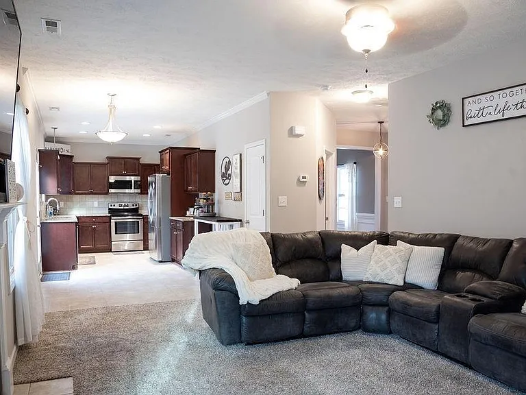 1246 Brickyard Dr — Photo 12