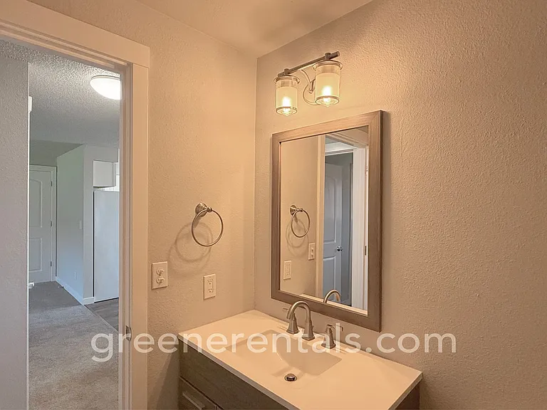 West Main Street Apartments — Photo 32
