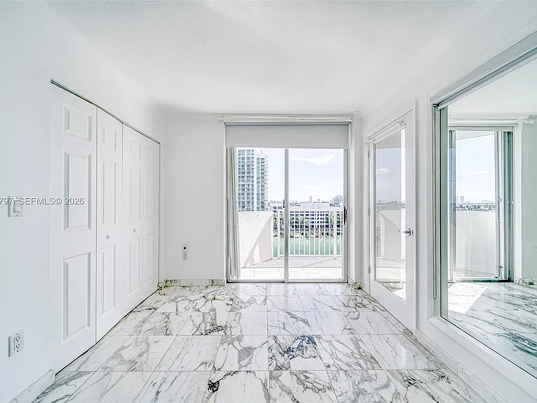 7933 West Dr #817 — Photo 19