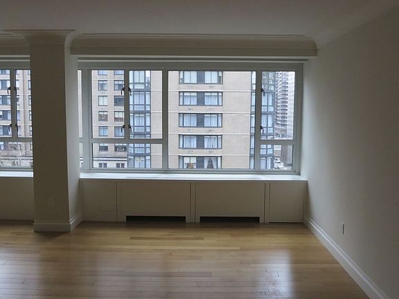 4th image of 200 E 66th St APT A701