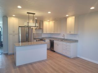 930 E St #C, Crescent City, CA 95531