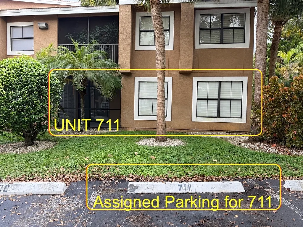 15689 SW 106th Lane — Photo 3