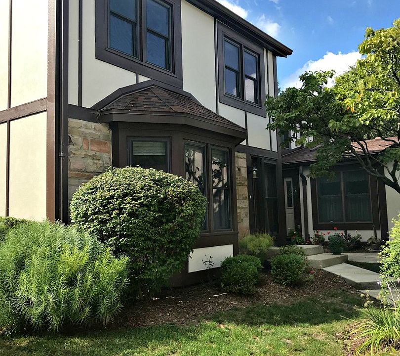 1st image of 46 White Oak Cir