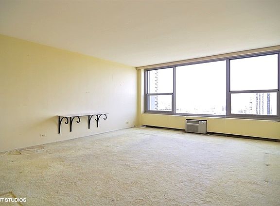 3rd image of 3600 N Lake Shore Dr APT 1420