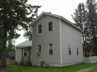 539 16th Ave, Norway, MI 49870