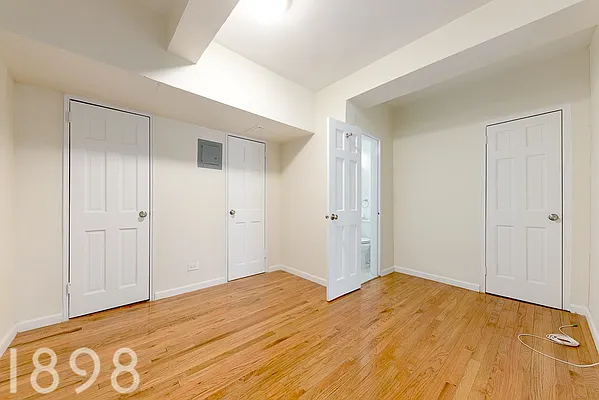 Rented by A&E Real Estate Management | media 9