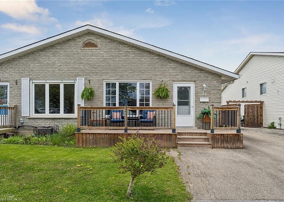 1st image of 31 Mayfair Dr