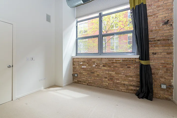1735 N Paulina St #206 — Photo 10
