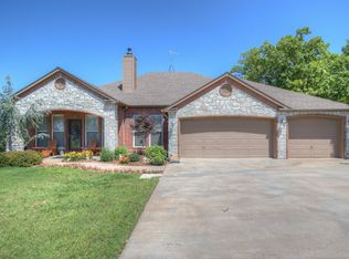 12315 Terrace Dr, Skiatook, OK 74070