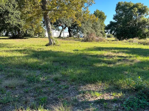 416 Heidenheim Ave #6, Biloxi, MS 39530