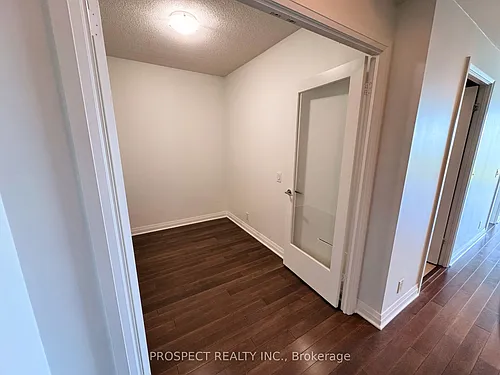 1055 Southdown Rd Photo 1