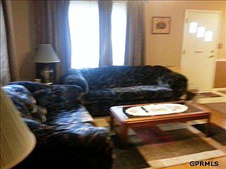 3rd image of 1625 N Somers Ave