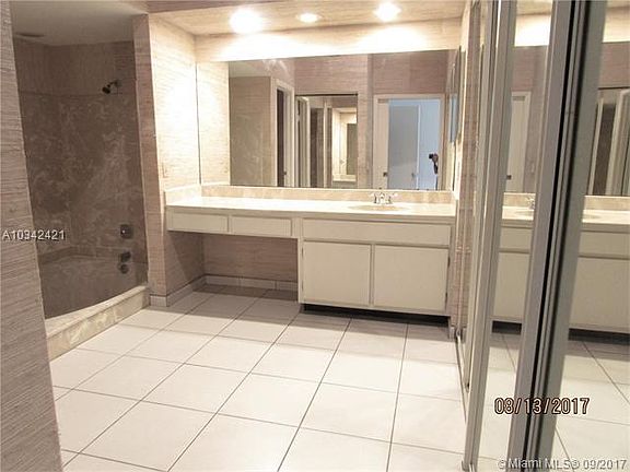 5th image of 17919 NW 66th Ct #17919