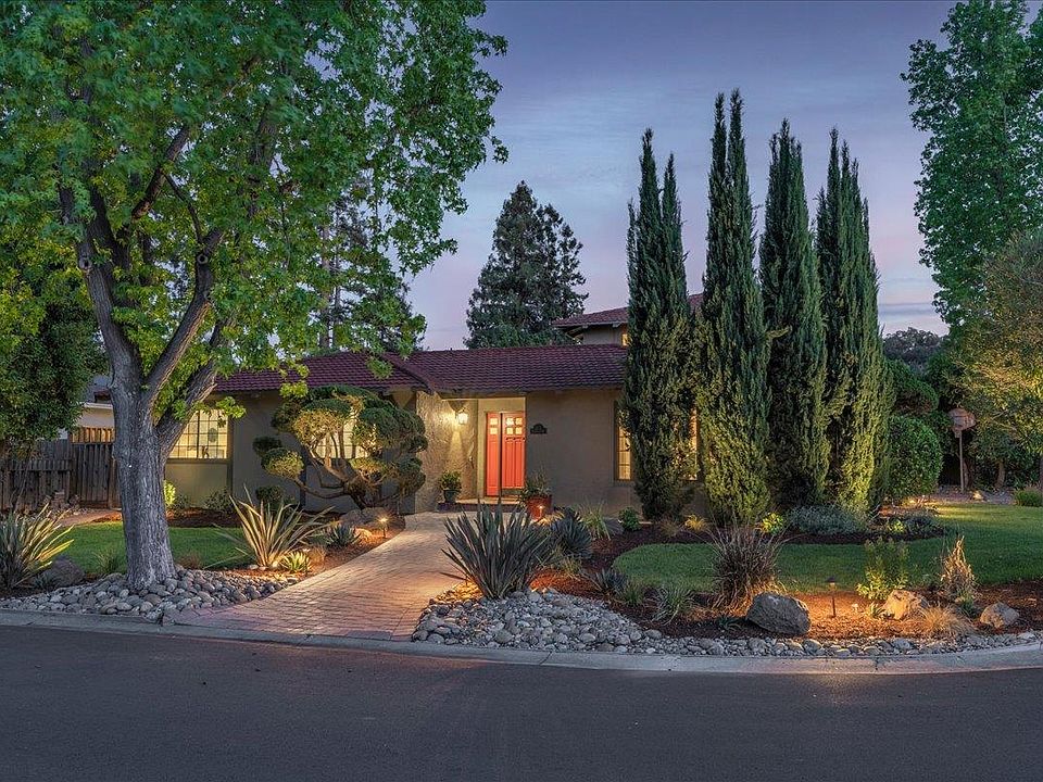 1st image of 272 Belblossom Way