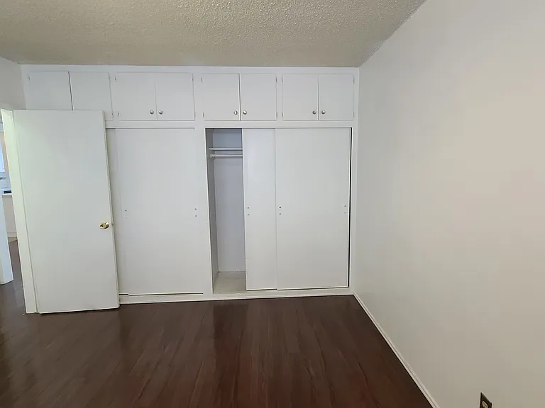 5754 Hazeltine Ave #1 — Photo 5