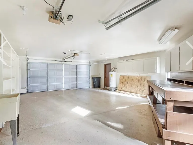 16040 Dunes Dr — Photo 7