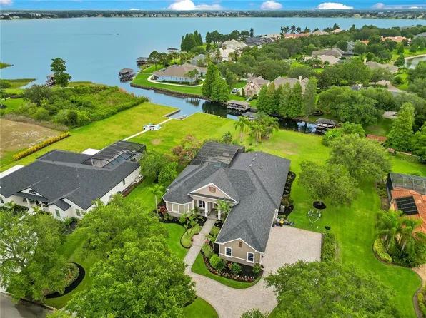 2682 Wyndsor Oaks Pl, Winter Haven, FL 33884