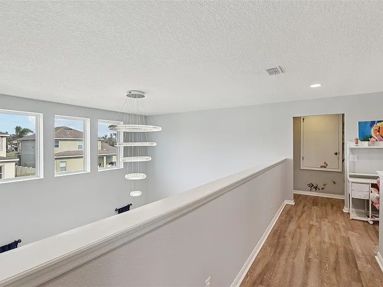 Plantation Oak Dr — Photo 31