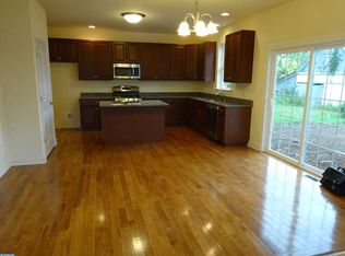 120 W Broad St, Hatfield, PA 19440