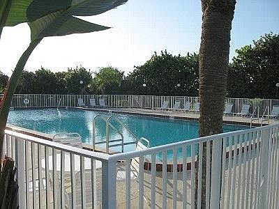 OCEANFRONT POOL