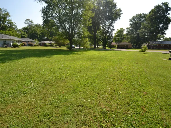 218 Tyne Ave, Murfreesboro, TN 37130