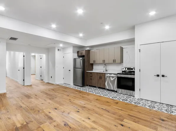 621 Reed St, Philadelphia, PA