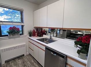 149-55 22nd Ave #2, Whitestone, NY 11357