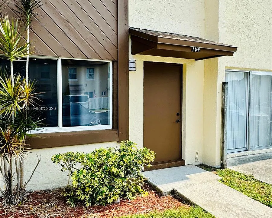 6625 Winfield Blvd #4-D