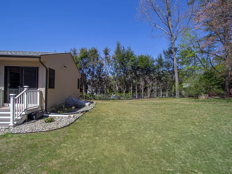 159 Redfern Dr #2 — Photo 33