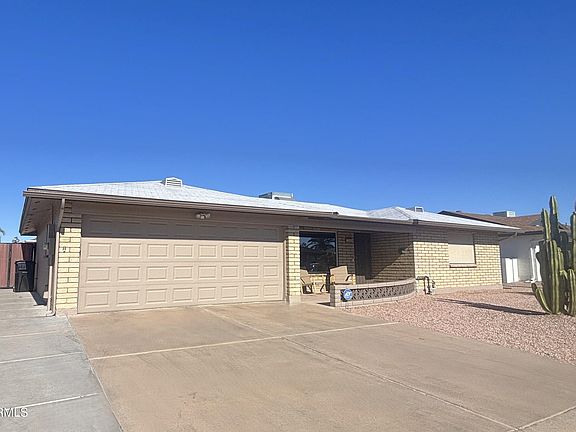 3rd image of 4640 E CAROL Avenue