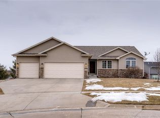504 Apple Blossom Ct, Norwalk, IA 50211